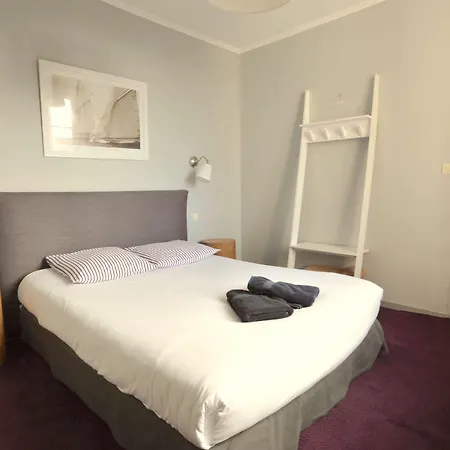 فندق دو أونغليتيير إيتريت